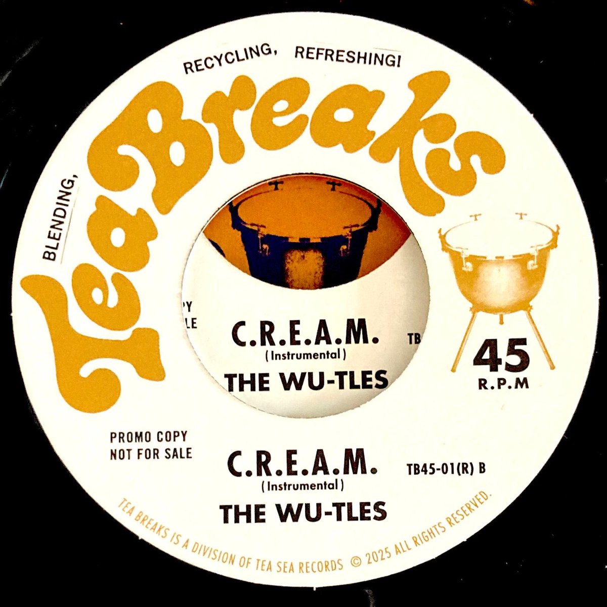 RarekindRecords's tweet image. TeaSea Records return with the latest Tom Caruana remix project and a couple of fresh 45s 🫖🥁💣
rarekindrecords.co.uk/collections/al…
#tomcaruana #breatheandstop #cream #teaandbeer #thewutles #teasearecords