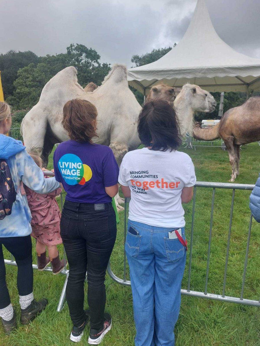LivingWageUK's tweet image. 🐫 Happy Hump Day!
Last Friday we were at the Royal Lancashire Agricultural Show talking about poverty in rural industries with Churches Together Lancashire and how the real Living Wage can help make a difference
#WorkThatWorks
@prestoncouncil