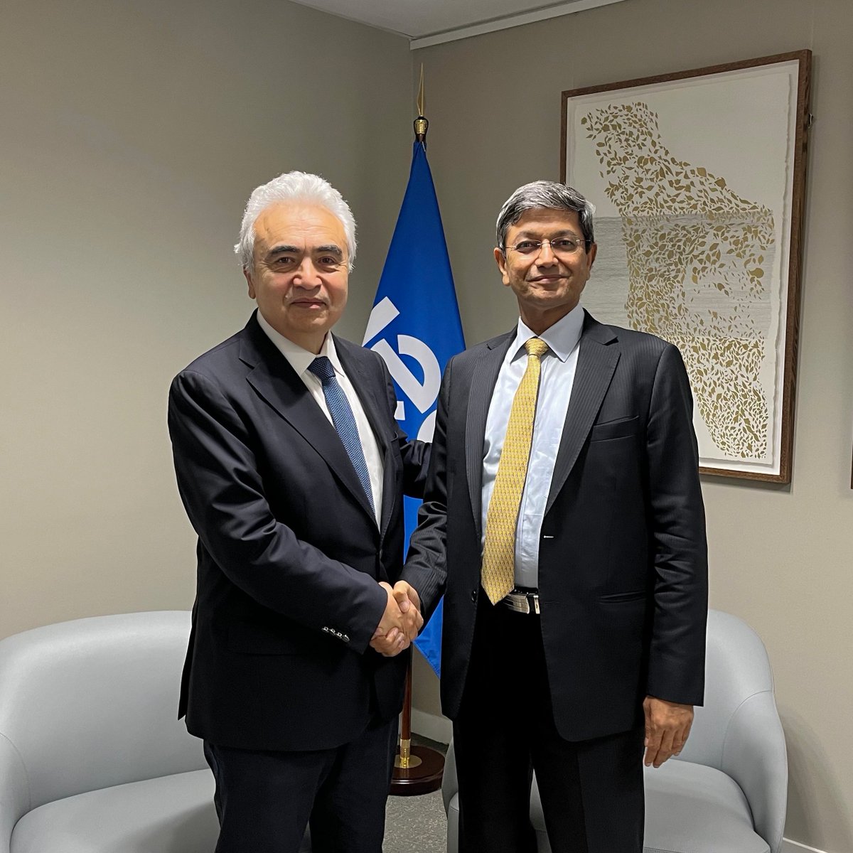 Fatih Birol (@fbirol) on Twitter photo Pleasure to meet with Chairman Gurdeep Singh of NTPC, India's largest power company, at the <a href="/IEA/">International Energy Agency</a> HQ.
We discussed several notable energy topics, including the potential for expanding nuclear power in 🇮🇳 & NTPC’s key role in the sector, and also critical minerals. Pleasure to meet with Chairman Gurdeep Singh of NTPC, India's largest power company, at the <a href="/IEA/">International Energy Agency</a> HQ.
We discussed several notable energy topics, including the potential for expanding nuclear power in 🇮🇳 & NTPC’s key role in the sector, and also critical minerals.