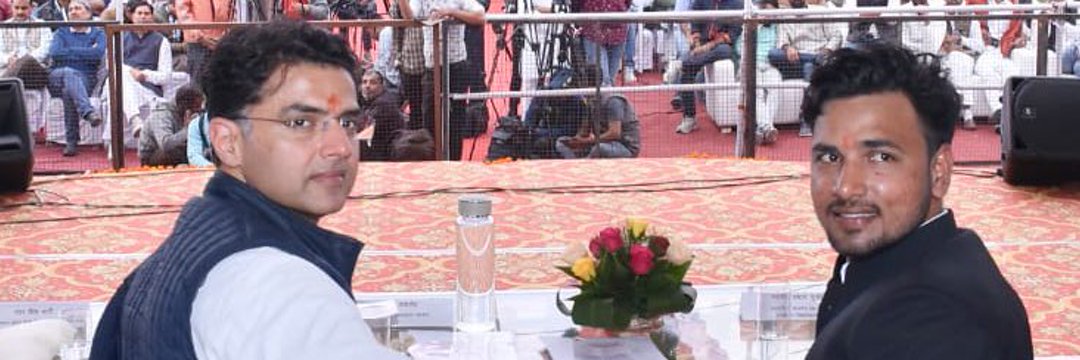 राजस्थान विश्वविद्यालय के पूर्व महासचिव <a href="/nsui/">NSUI</a> के मजबूत नेता नौजवानों की आवाज <a href="/Mahaveergurjar_/">Mahaveer Gurjar</a> जी को जन्मदिन की हार्दिक बधाई एवं शुभकामनाएं 🎂