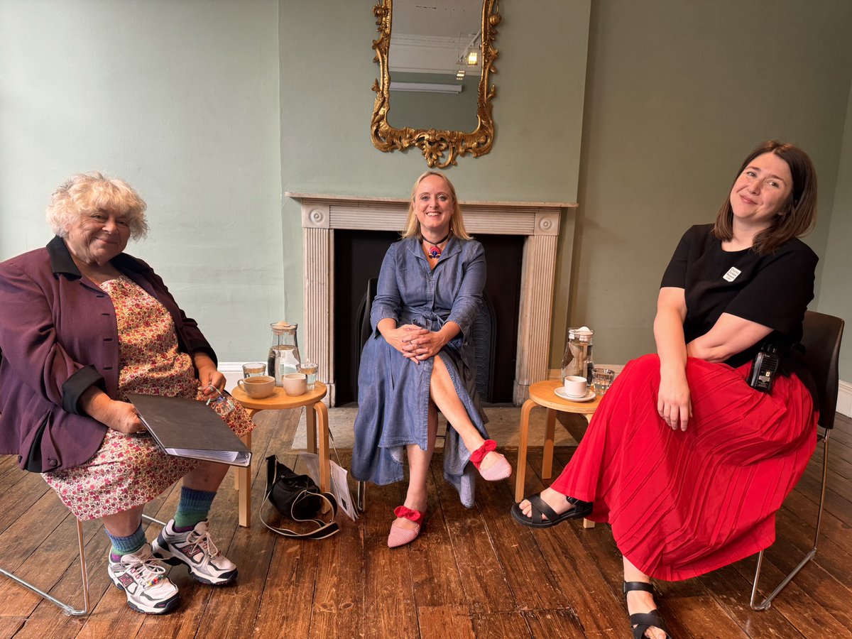 lucindahawksley's tweet image. Today is the opening of the brand new exhibition at the Charles Dickens Museum - “Showtime!” It explores the enduring appeal of Dickens’s writing, the many adaptations for stage & screen, as well as his own love for the theatre & acting. Yesterday was press day.