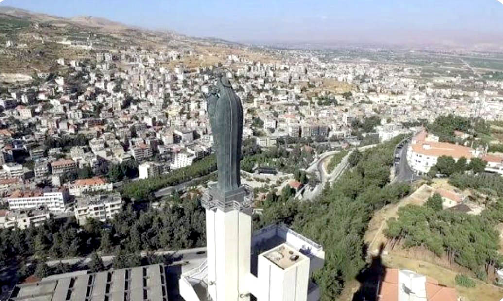 MoaLebanon's tweet image. زحلة مدينة عالمية للكرمة والنبيذ: إنجاز لبناني بإشراف وزارة الزراعة واعتماد دولي للكرمة
#الزراعة_نبض_الأرض_والحياة
#وزارة_الزراعة
#وزير_الزراعة
صفحة وزارة الزراعة على فيسبوك:
facebook.com/MOALebanonOffi…
موقع وزارة الزراعة:
agriculture.gov.lb/Media/News/202…