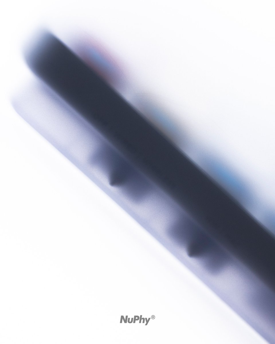 nuphystudio's tweet image. Air75 V3 | Clean lines. Cold light. Pure focus.
Built to perform.
Designed to disappear into your workflow —
until it’s time to shine.
#nuphy #nuphyair75v3 #keyboard #industrialdesign #mechanicalkeyboard #customkeyboard #applesetup
