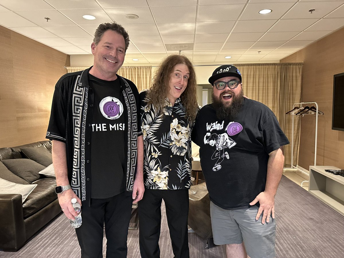 2000inch's tweet image. Bigger & Weirder (& Longer?!) Bonus Episode 6 cm is available now for everyone!
Dave and Ethan breakdown the 4th night of @alyankovic’s Las Vegas residency! Tune in as they dive into the June 18, 2025 show at The @VenetianVegas Theatre.
tinyurl.com/BWL6cm