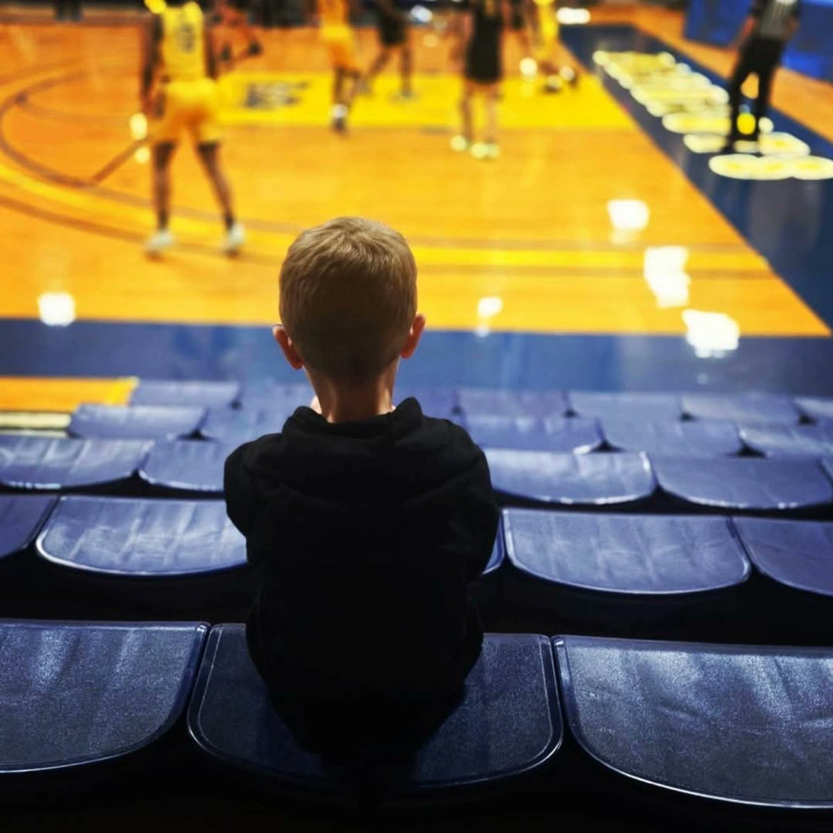 CoachDanMilloy's tweet image. Please say a prayer or send good vibes for my son, he has surgery this morning. 🙏