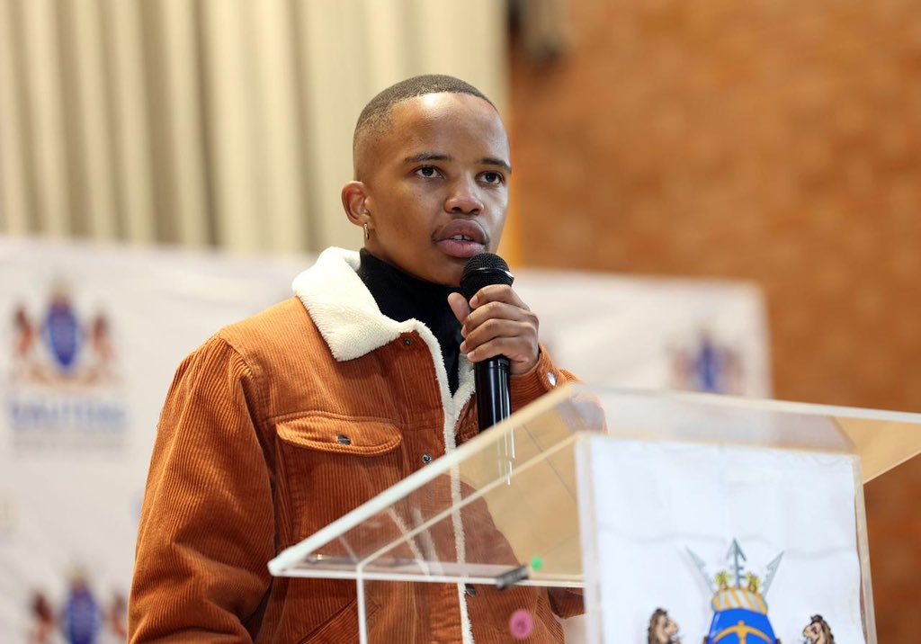 Gauteng Health (@gautenghealth) on Twitter photo Through the 789 <a href="/GautengHealth/">Gauteng Health</a> EPWPs that are graduating, the department is answering the Premier’s call to equip young people with skills for job security. Programmes like the Nasi Ispani, the Massive Re-skilling Programme, and iCrush ne Lova play a role in achieving this📚 Through the 789 <a href="/GautengHealth/">Gauteng Health</a> EPWPs that are graduating, the department is answering the Premier’s call to equip young people with skills for job security. Programmes like the Nasi Ispani, the Massive Re-skilling Programme, and iCrush ne Lova play a role in achieving this📚