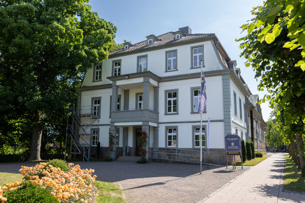 glassonweb's tweet image. 🚀LiSEC Technology Days 2025: Innovation, conversation, insights into the future of glass processing glassonweb.com/news/lisec-tec… 
@lisecgroup 
#Lisec #TechnologyDays #event #glass #glassprocessing #glassindustry