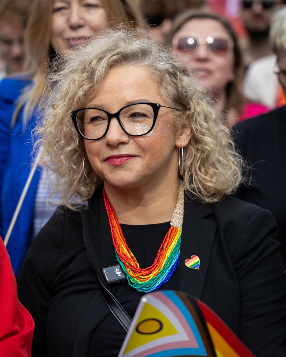 KotulaKat's tweet image. Walka o równość trwa!
W tej kwestii nic się nie zmienia.
Obiecałam Wam, że będę kontynuowała swoją misję i tak się stanie, nawet jeśli w innej formule. Ale o tym wkrótce. Dziękuję Wam za wszystkie wiadomości, ciepłe słowa i wsparcie.
Pozostanę rzeczniczką równości - Waszą…