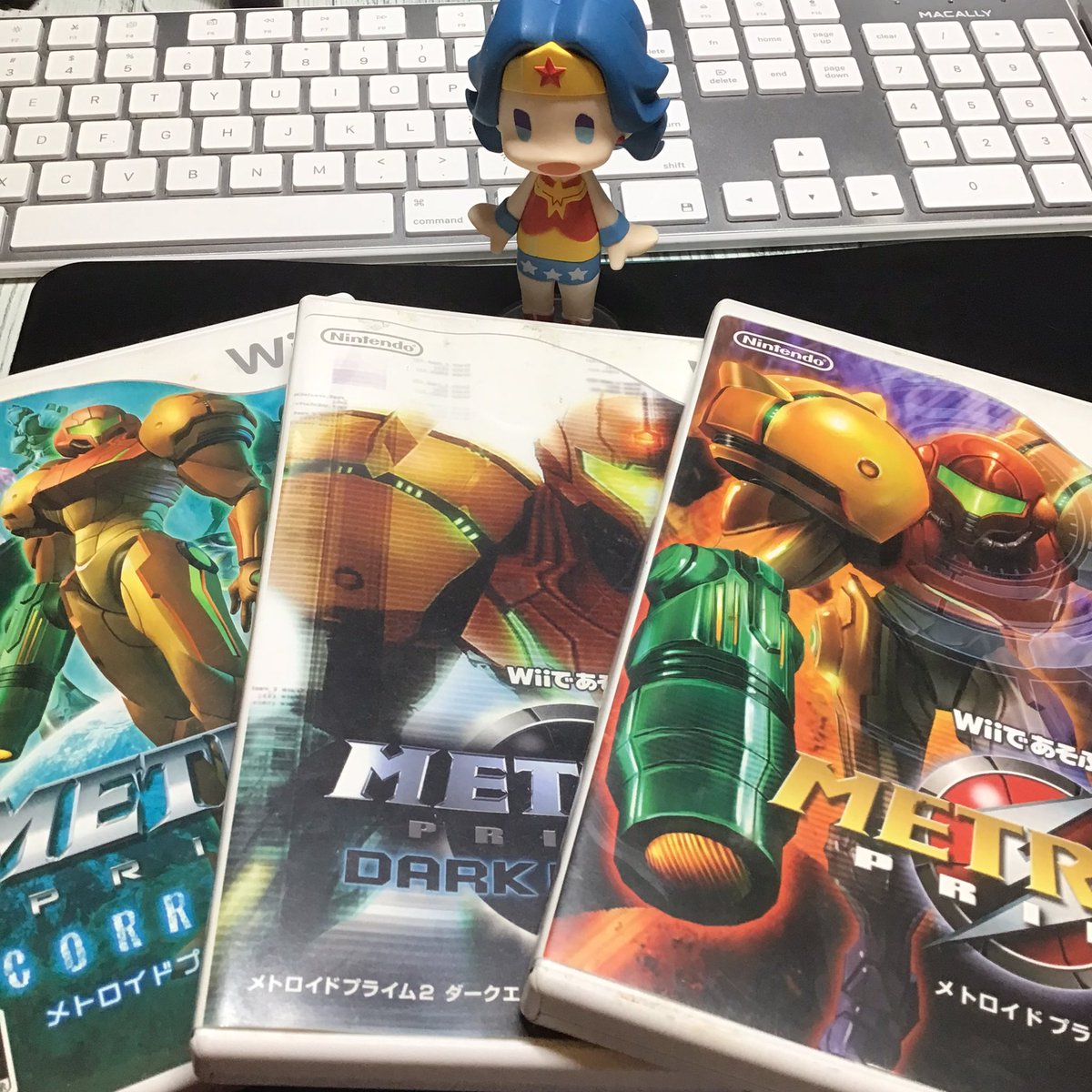 heidon's tweet image. Bonyeer and Doc Metroid Prime series ダークエコーズは最後にプレイしたんだけどクリアしておらず。確かプレイ中に弟からXbox360を渡されてソッチに夢中になってしまって忘れた記憶😅いずれプレイし直したい。