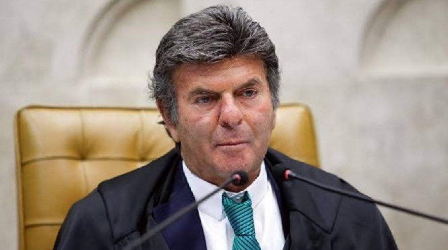 NewsLiberdade's tweet image. 🚨URGENTE- Fux avisou Moraes que abriria divergência em julgamento no STF e votaria contra imposição de tornozeleira a Bolsonaro, diz O Globo