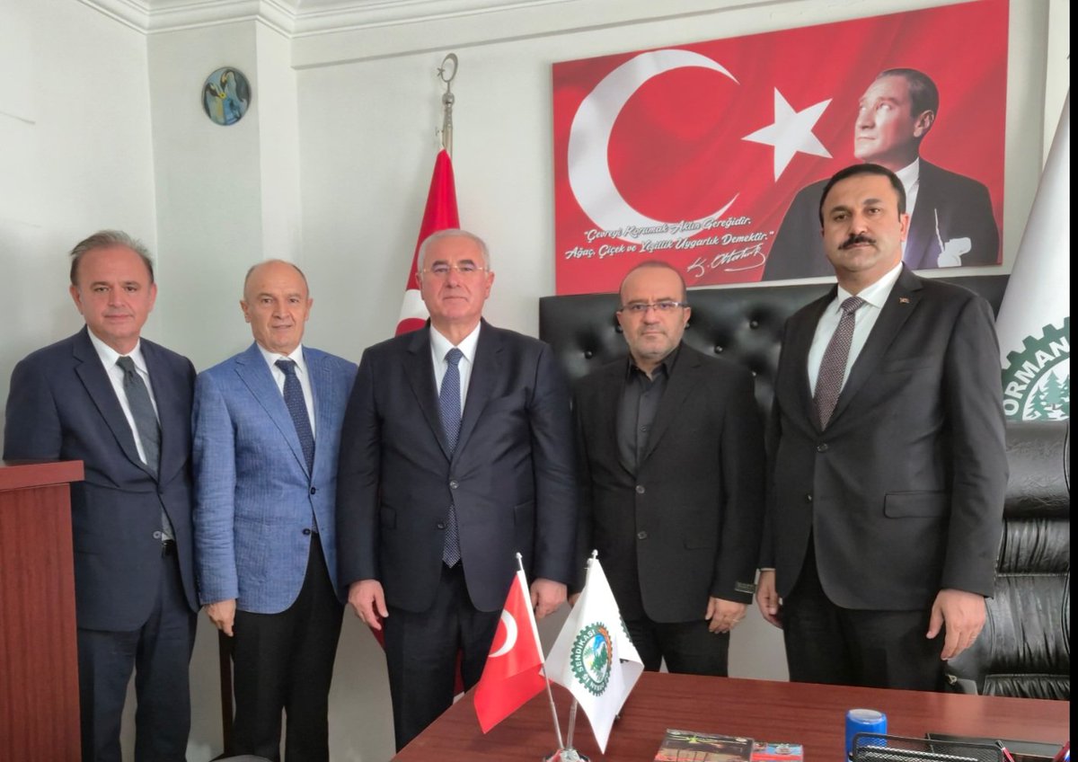 Öz Orman İş Sendikası Artvin Bölge Başkanlığımızı nezaket gösterip ziyarett eden eski Yargıtay Başkanı, Kamu Başdenetcisi Sayın Mehmet Akara ya , eski milletvekilimiz Kamu Denetcisi Sayın Erkan Balta ya ve Kamu Denetcisi Sayın Sadettin Kalkan a tesekkürediyorum.