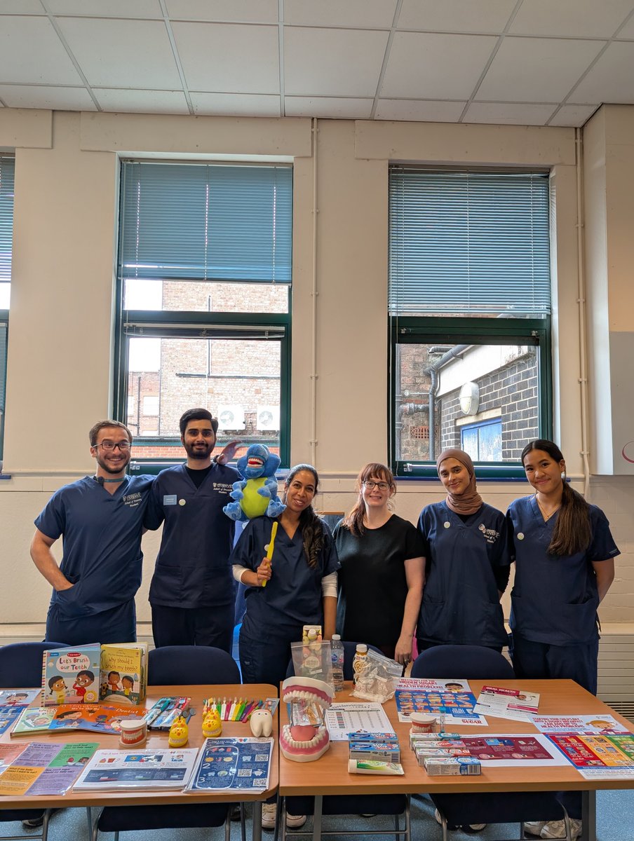LFCFoundation's tweet image. Our wonderful Smile Squad team from @livuni have had an amazing year performing free dental checks across the community πͺ₯π¦·
Keep your eyes out for more dental clinics in September! π