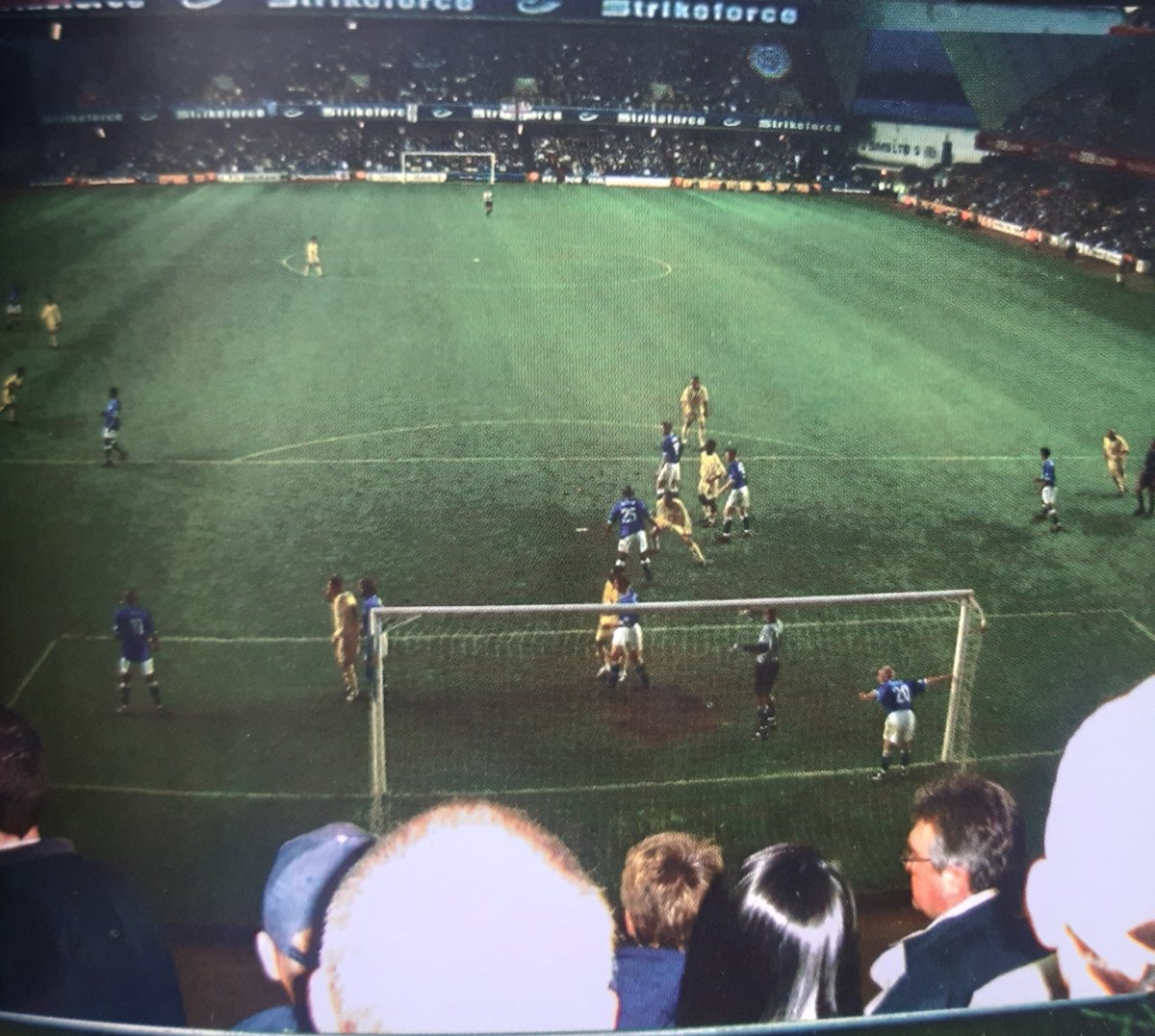 bcfcarchive's tweet image. Blues at Millwall, 2002 playoff. #BCFC