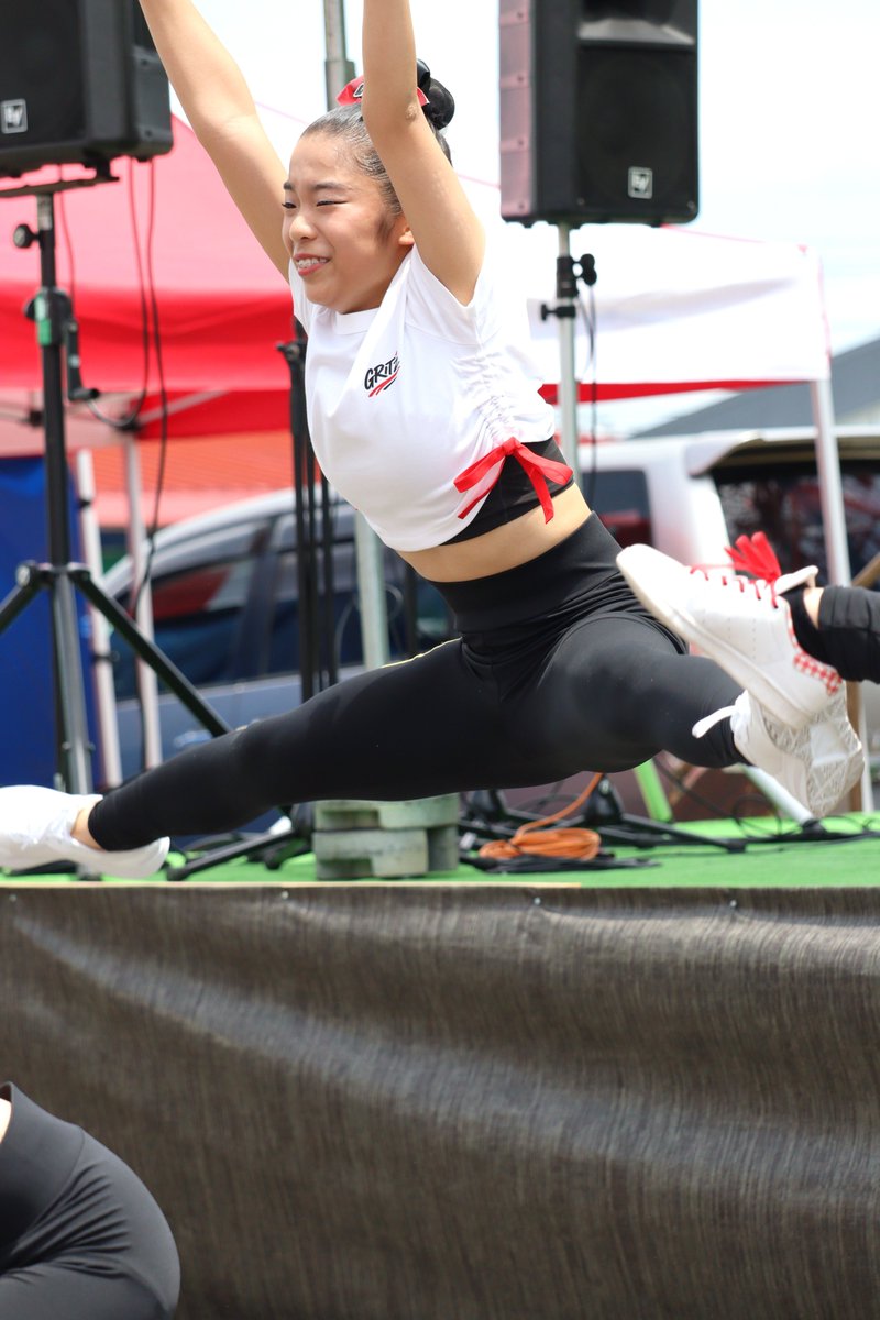 やまいわけんS tweet media