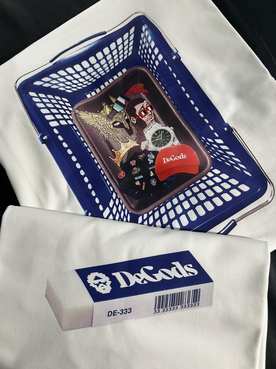 We5lie's tweet image. merch has started to ship📦

any questions to shipping/tracking DM ⚡️