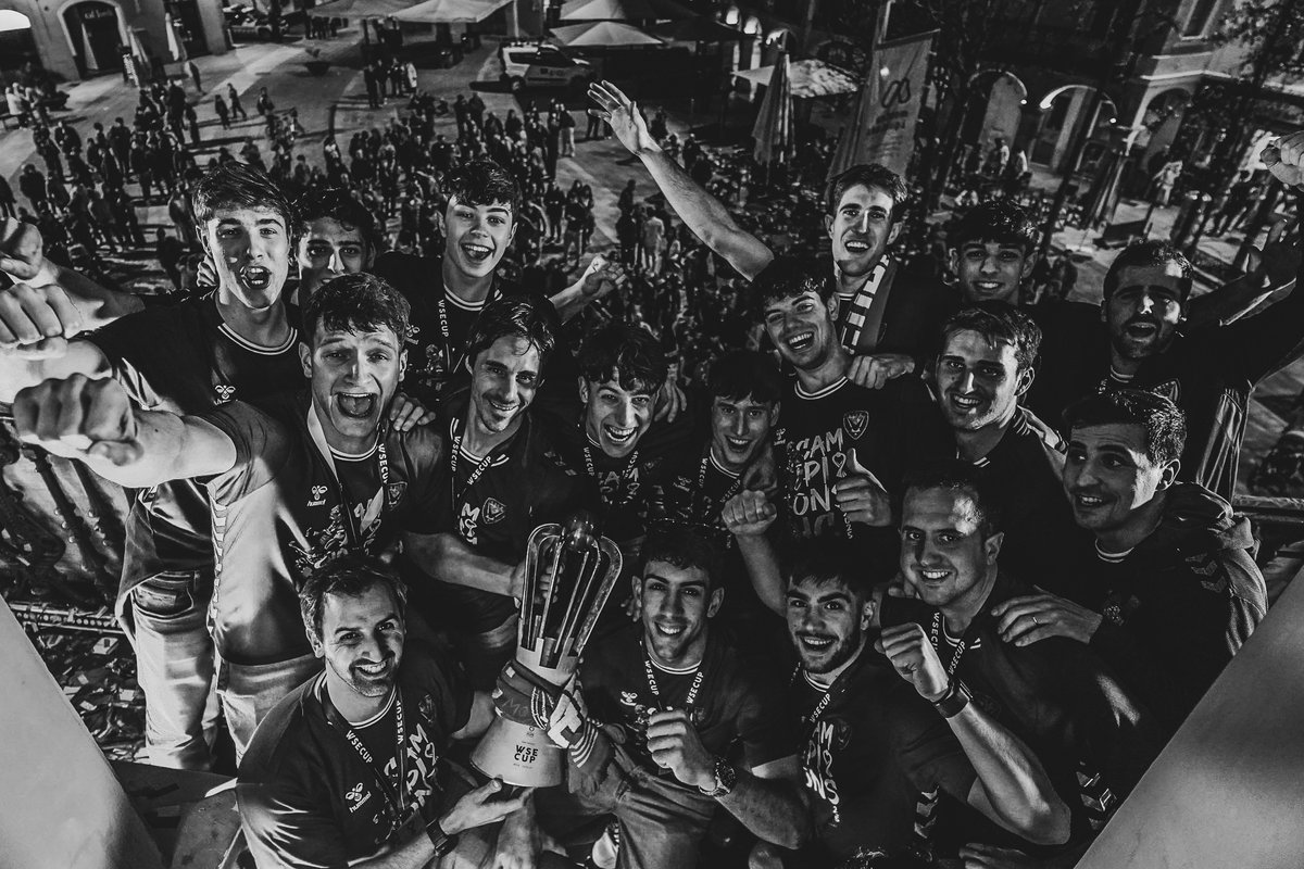 𝑳'𝑰𝒈𝒖𝒂𝒍𝒂𝒅𝒂 𝑬𝒕𝒆𝒓𝒏: 𝑳𝒂 𝑳𝒍𝒆𝒈𝒆𝒏𝒅𝒂 𝑪𝒐𝒏𝒕𝒊𝒏𝒖𝒂  Ja pots recuperar online el documental produït per <a href="/RadioIgualada/">Ràdio Igualada • 103.2</a> d'un dels caps de setmana més importants de la història recent del nostre club.

📺 youtube.com/watch?v=WwHf8b…

(AD) youtube.com/watch?v=SEelO3…