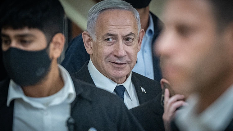 newsisrael13's tweet image. שב"כ והמשטרה עצרו פעילת מחאה מוכרת בחשד שתכננה לפגוע בראש הממשלה נתניהו
bit.ly/4lFfFlP
@SenyorEli
(צילום: יונתן זינדל, פלאש 90)