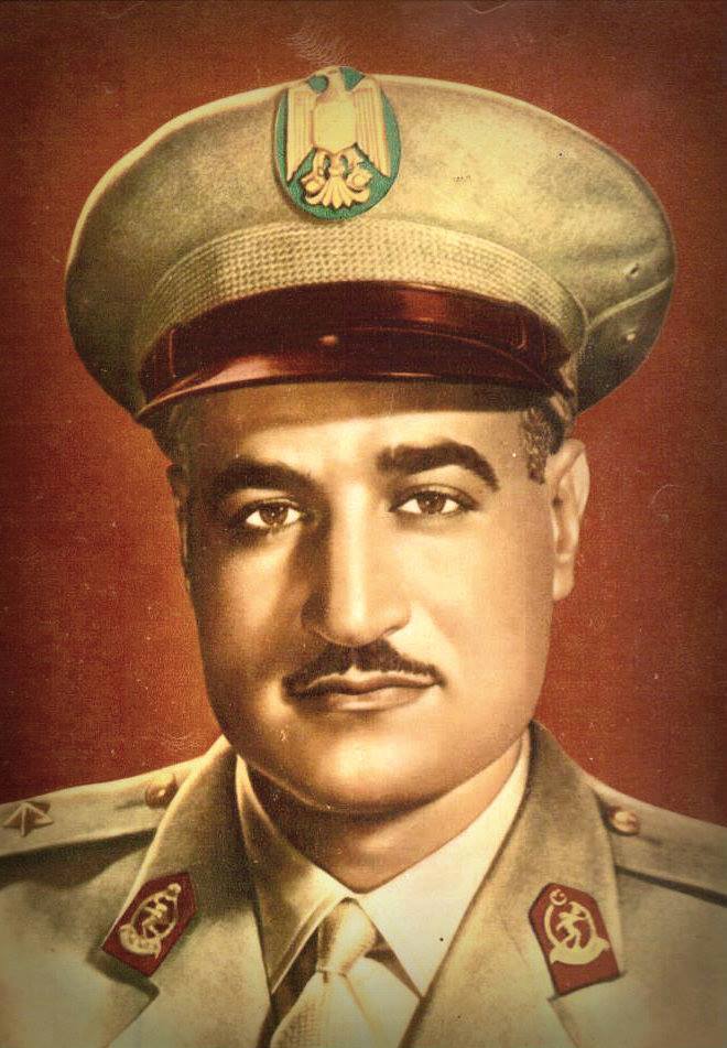 yaaaa6576's tweet image. بالصدفه النهارده
ومن أمام قصر المنتزه
اللي هرب منه الملك
علي قصر راس التين
ومنه الي منفاه الإختياري
افتكرت الزعامه
اكيد طبعا مش عادل شكل
إنما الزعامه دا
اللي قال انه عمل ثوره
#لإقامة_حياه_ديمقراطيه_سليمه
ثم جلجت في أذني
ضحكت نبيله عبيد الرقيعه
😂😂