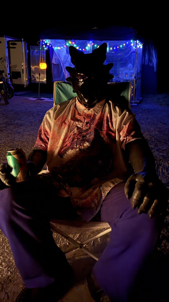 wyooon2's tweet image. Camping 2024 . before hurricane set in. I wanted some photos. It's a neat visual and I liked it. I wanted to stay like this for a good while longer but didn't wanna mess with camp-mates. It felt good. Like being in costume feels good. wonder if I'll have chance this year