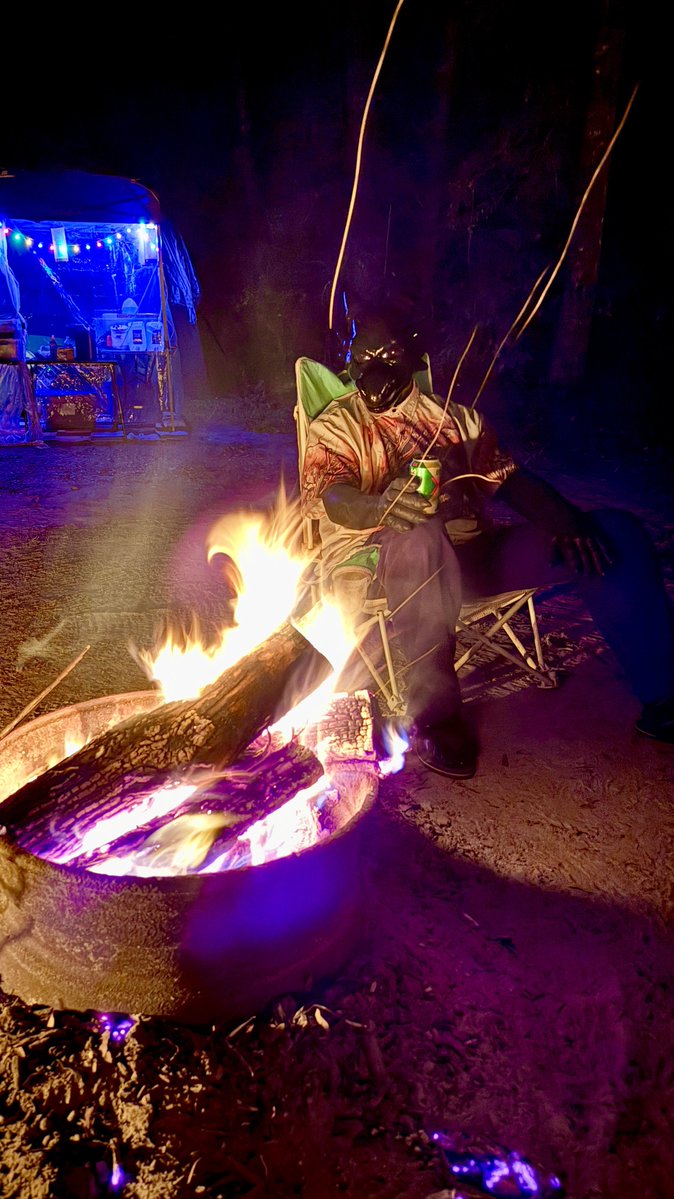 wyooon2's tweet image. Camping 2024 . before hurricane set in. I wanted some photos. It's a neat visual and I liked it. I wanted to stay like this for a good while longer but didn't wanna mess with camp-mates. It felt good. Like being in costume feels good. wonder if I'll have chance this year