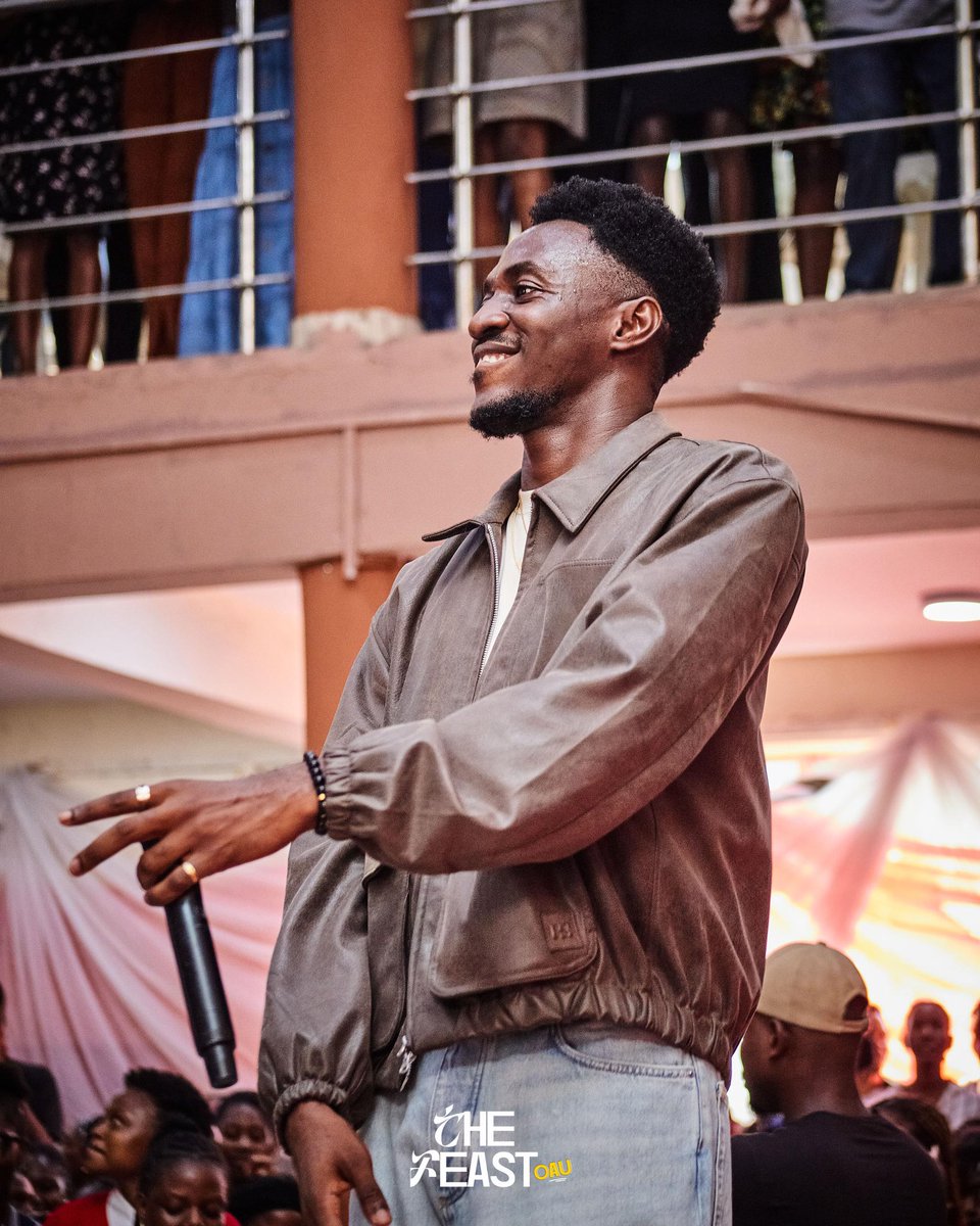 I took some pictures of AEO at The Feast OAU
<a href="/anendlessocean_/">AEO</a> 

Kindly RT till he see it