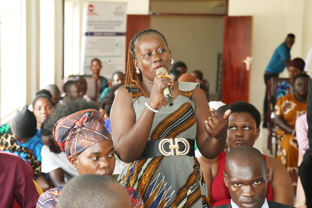 Federation of Small and Medium-Sized Enterprises (@fsme_uganda) on Twitter photo To ensure youth enterprises get suitable finance options, a presentation from officials of <a href="/CentenaryBank/">Centenary Bank</a> have showcased different products and services, allowing participants in the dialogue to explore opportunities to improve their socio-economic well-being and resilience. To ensure youth enterprises get suitable finance options, a presentation from officials of <a href="/CentenaryBank/">Centenary Bank</a> have showcased different products and services, allowing participants in the dialogue to explore opportunities to improve their socio-economic well-being and resilience.