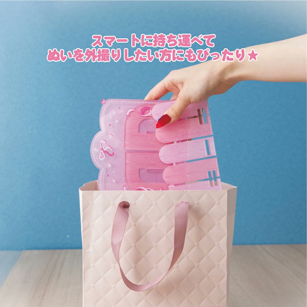 otaINF0's tweet image. 『アクリルぬいベンチ』
外でのぬい撮りにもぴったり!
アクスタやチェキ、トレカなどを背もたれ部分に収納可能◎
全7カラー展開✨
goodslog.info/43205/
