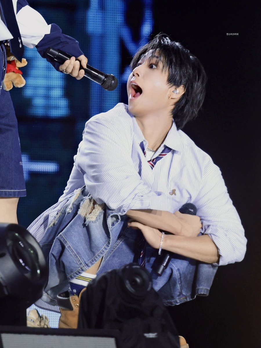 250718 HQ 

༼ つ ◕｡◕ ༽つ 🎤

#StrayKids #스트레이키즈
#HAN #한 #한지성