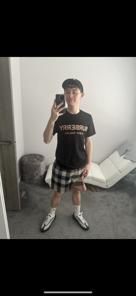 Anyone wanna collab?😌

🌶️ 🔗 >> fanvue.com/bbfastboyyy