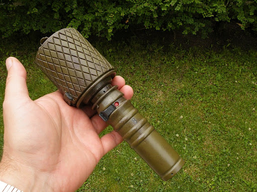adventis_mortis's tweet image. Found this thing on the side of the road, anyone know what it is.