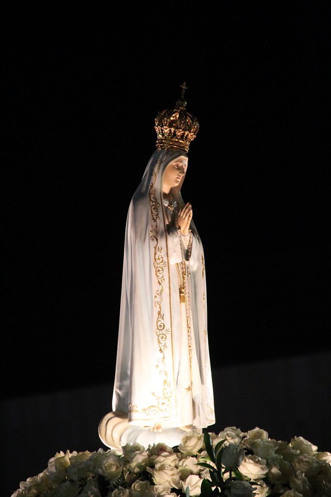 Our Lady of Fatima pray for us