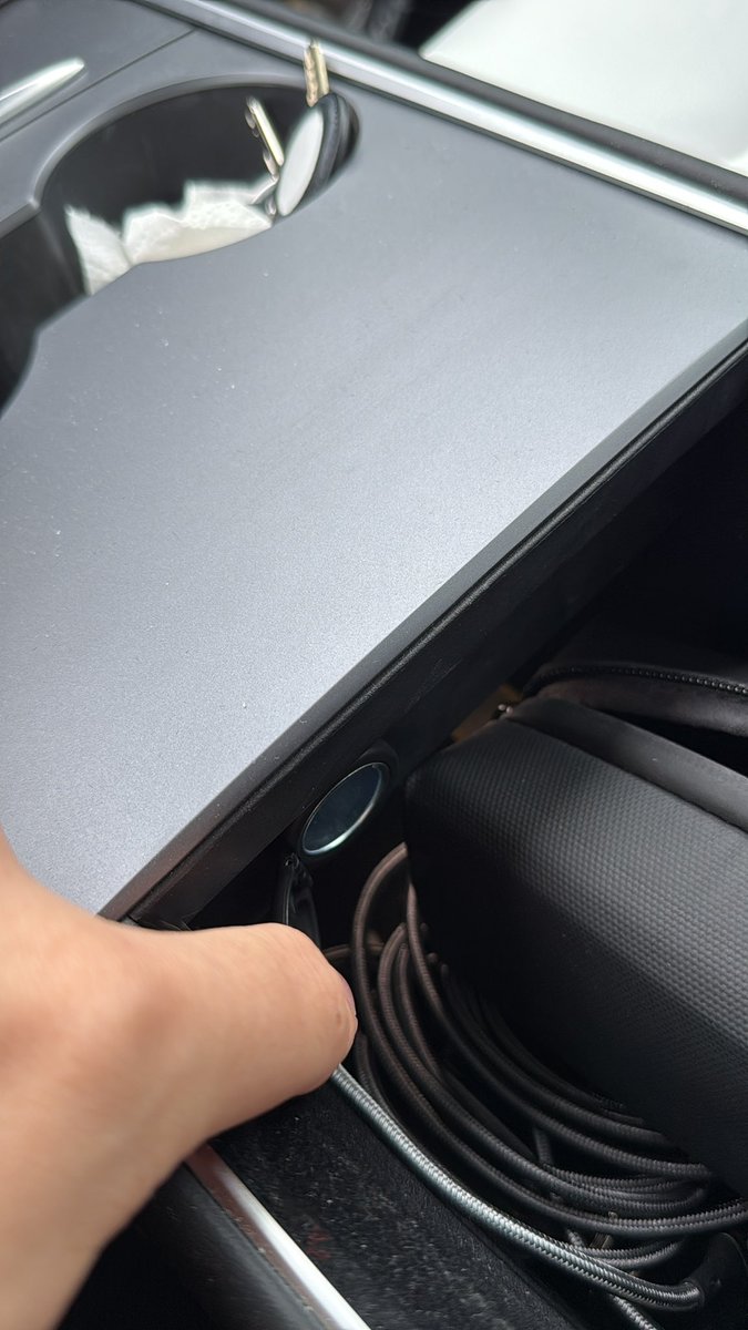 farshid_dev's tweet photo. 2 years into owning this car, i just found this 

What other mysteries are in MY??? https://t.co/5RvbDdqvyK