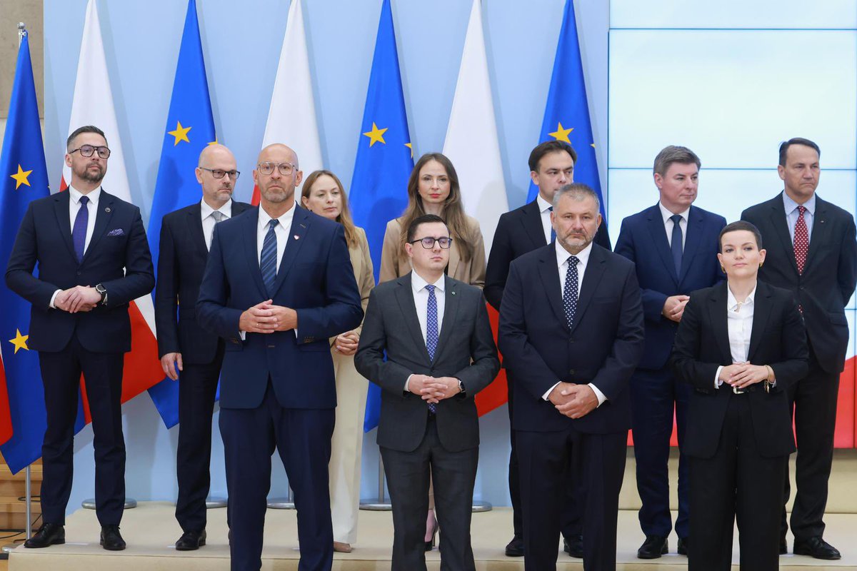 Ministerstwo Nauki i Szkolnictwa Wyższego (@mnisw_gov__pl) on Twitter photo Ministerstwo Nauki i Szkolnictwa Wyższego, pod kierownictwem ministra <a href="/MarcinKulasek/">Marcin Kulasek</a>, będzie kontynuować prowadzenie polityki państwa w zakresie rozwoju i finansowania polskich uczelni, instytutów badawczych oraz nauki.
Realizujemy innowacyjne programy, wspieramy współpracę Ministerstwo Nauki i Szkolnictwa Wyższego, pod kierownictwem ministra <a href="/MarcinKulasek/">Marcin Kulasek</a>, będzie kontynuować prowadzenie polityki państwa w zakresie rozwoju i finansowania polskich uczelni, instytutów badawczych oraz nauki.
Realizujemy innowacyjne programy, wspieramy współpracę