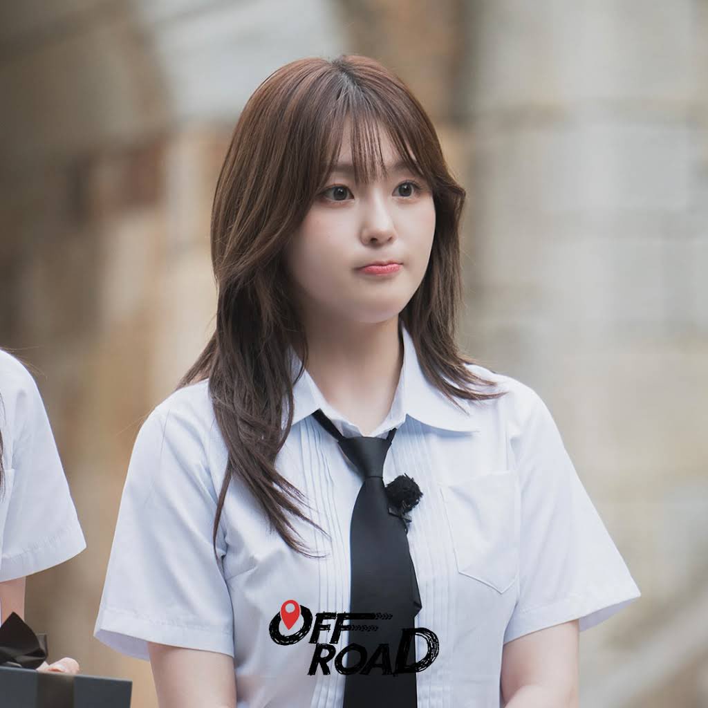 blauelatum's tweet photo. [#bubbleion]

“aku boleh                                    “kamu pulang
ikut gak?”                                       duluan aja.” https://t.co/pXS4NY7tJS