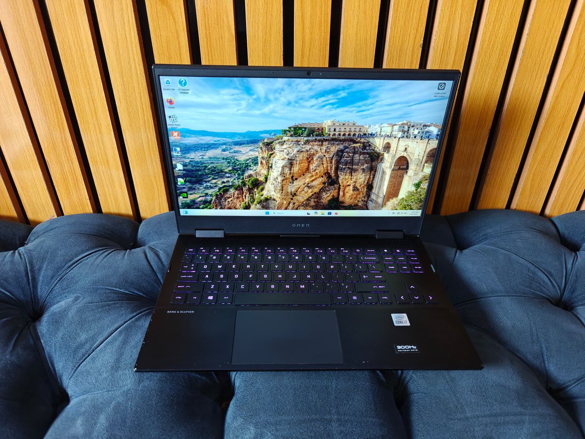 Abel_Olabode's tweet image. ‼️‼️ Quality gaming laptops available‼️‼️
Alienware, ASUS ROG Strix, MSI, HP Omen
For Gamers
Streamers
Graphic designers
Video editors
Architecture & Engineering students
3D artists & Animators
Game developers
Photographers
VR users
& everybody
Prices from N1m - N3m