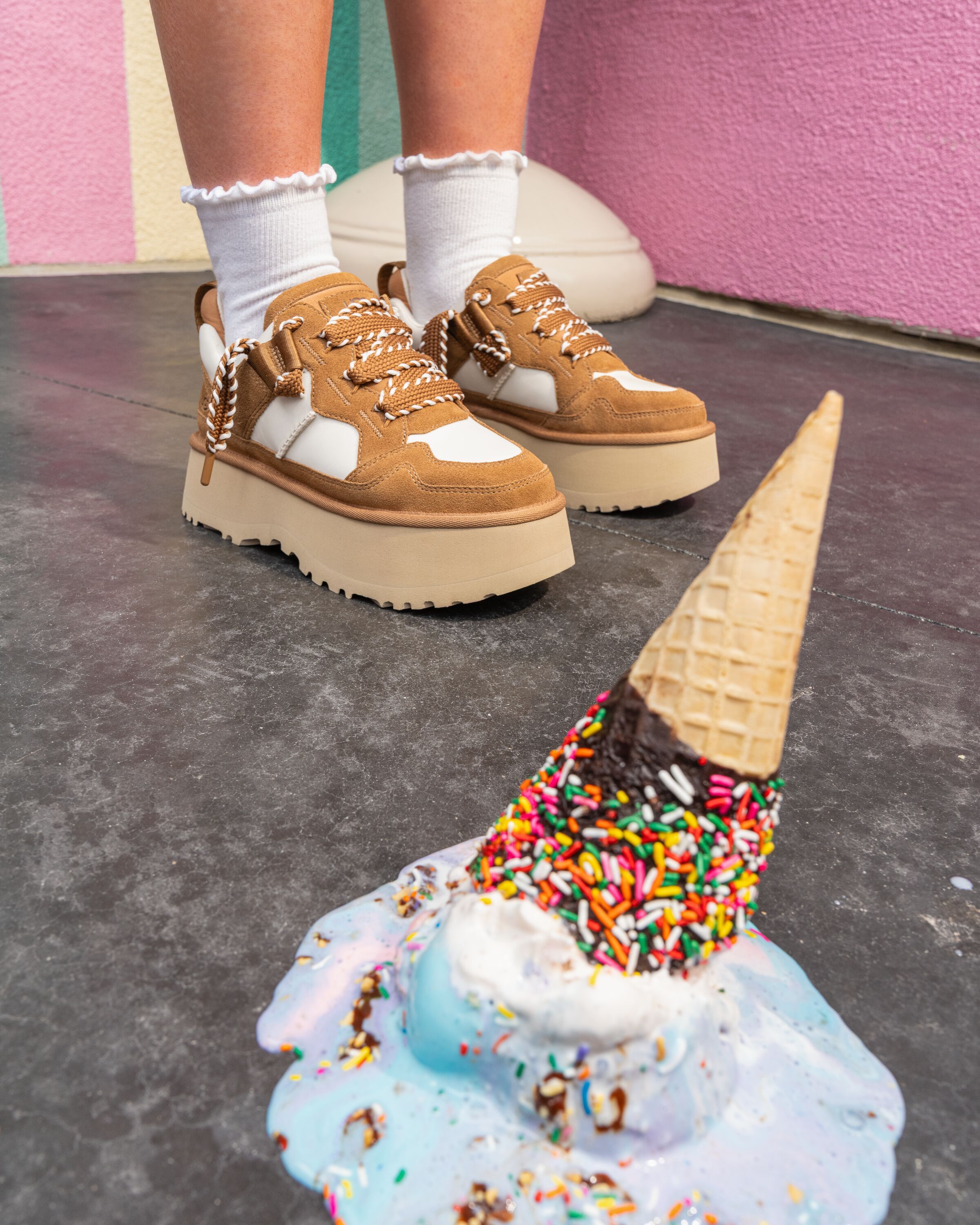 UGGセール☆ポンポンが可愛いKALEY WISP（直営店） UGG® Japan (@UGGJapan) / X