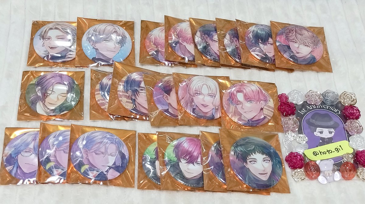ブレマイ 1周年 ホログラム 缶バッジ マルイ 渋谷 モディ 綾戸 缶 on X: