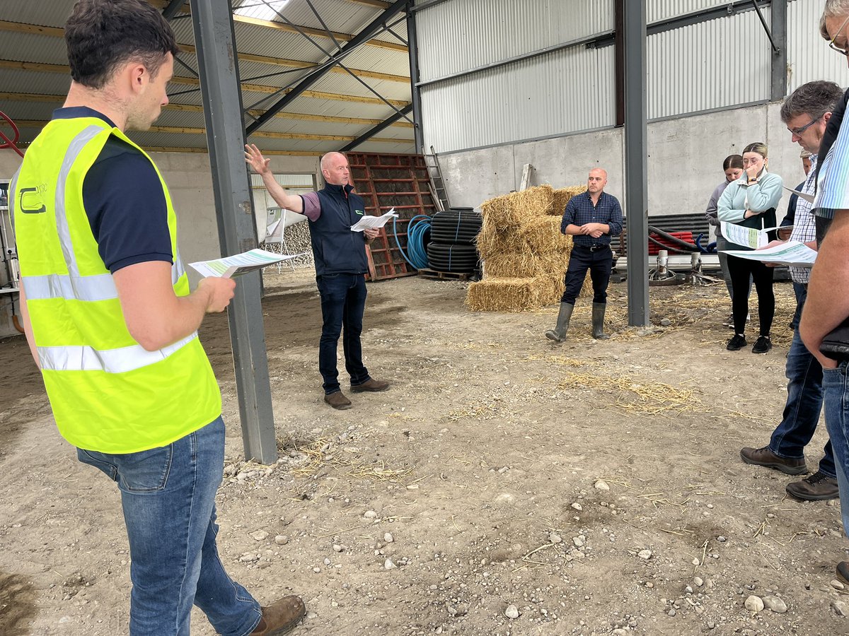 A great turnout at the <a href="/teagasc/">Teagasc</a> Infrastructure farm design event today. Thanks to Eamonn &amp; Majella Dooley, Annaghmore, Birr for hosting &amp; well done to all advisors &amp; staff for organising/speaking/helping out 
Lots of take homes messages for attendees #farmbuildings #tams #plans