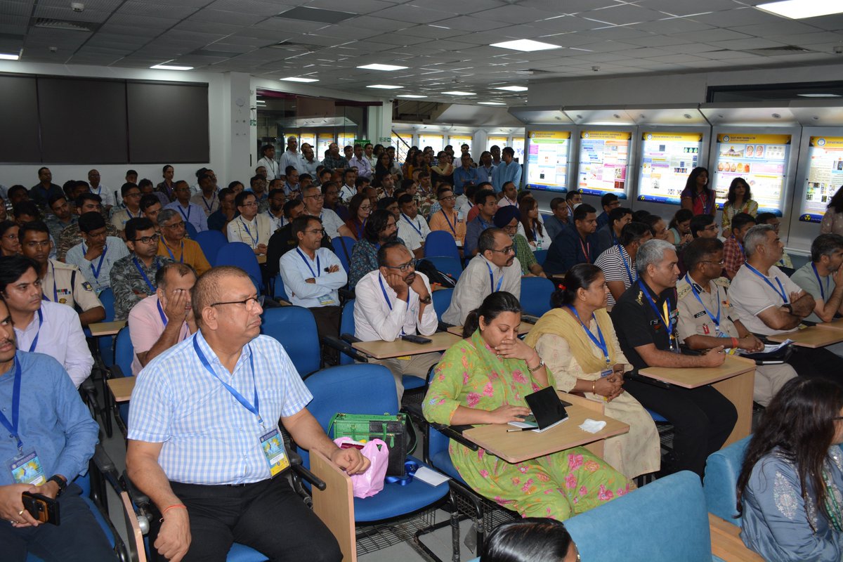 DRDO_India's tweet image. DRDO’s INMAS launches ‘Vikiran Prehri’—a Clinical Radiobiology Capsule Course during 23-25 July 2025 at INMAS, DRDO to train medical teams in handling radiation exigencies. It will roll out a National Framework to standardise medical preparedness for potential nuclear &amp;amp;…