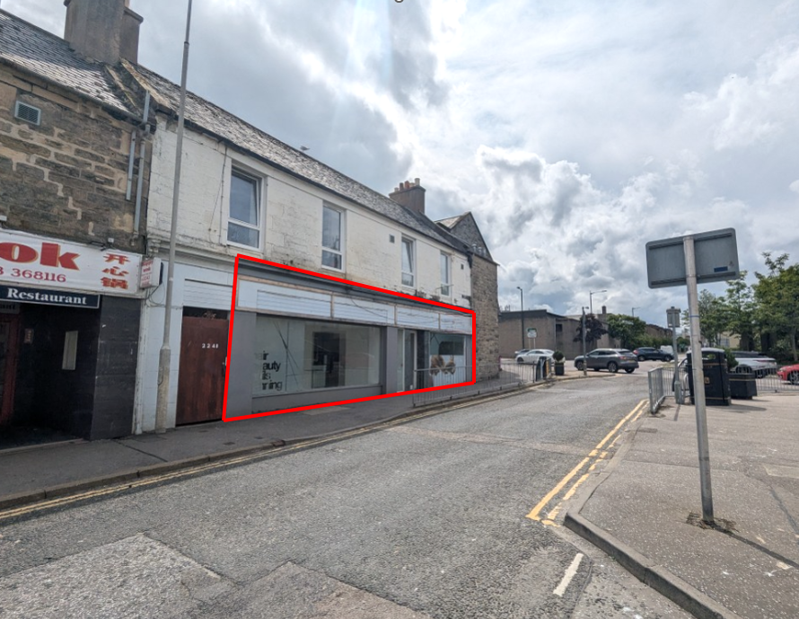 FGBurnett's tweet photo. New to the market - town centre ground floor retail unit To Let / For Sale.

https://t.co/636O7jvaVr

For further information please contact richard.noble@fgburnett.co.uk 01224 597528 or sophie.evans@fgburnett.co.uk 01224 597525.

#towncentre #retailunit #tolet #forsale #elgin https://t.co/xCbxEeqLWe