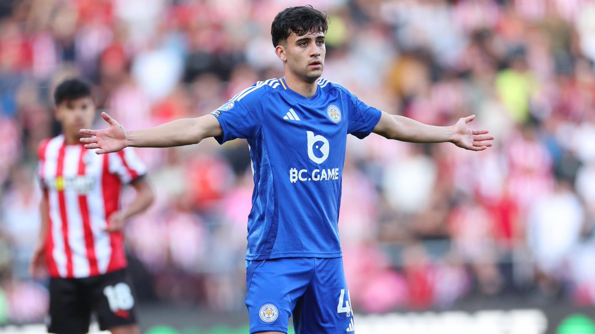 WeBringTheBloom's tweet image. 🚨 Facundo Buonanotte on links to Borussia Dortmund and Lyon: 

“After spending a year in the midlands, I need a complete detox. I just need a place where the beer or wine is magnifique, and Brighton does not take care of that.” #bhafc #lcfc #bvb