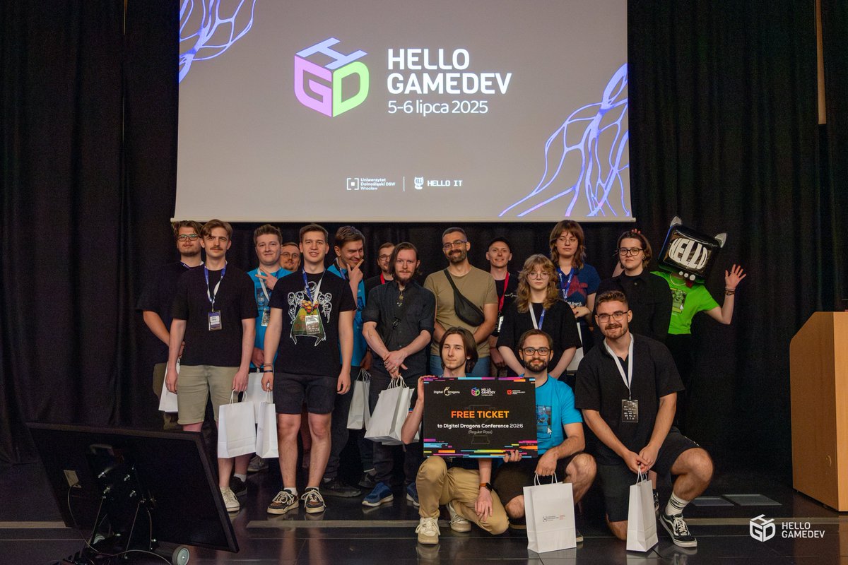 Digital_Dragons's tweet image. 🎮 On July 5-6, we traveled to Wroclaw to take part in Hello GameDev Conference 2025.
🕹️ Digital Dragons was represented by:
👾 Agata Pietras - Game Incubation Specialist
👾 Radosław Syguła - Promotion Specialist
#digitaldragons #gamedev #event