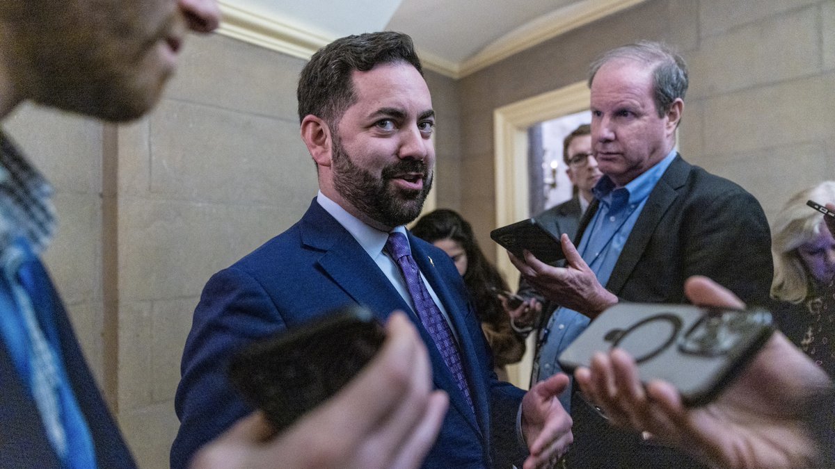 steinhauserNH1's tweet image. 2026 Watch-NEW on @FoxNews - #GOP Rep. @lawler4ny met last week at the White House with @realDonaldTrump to discuss the New York State governor's race, a source familiar tells me. Lawler will announce whether he runs for re-election in his swing district or bids for governor at…