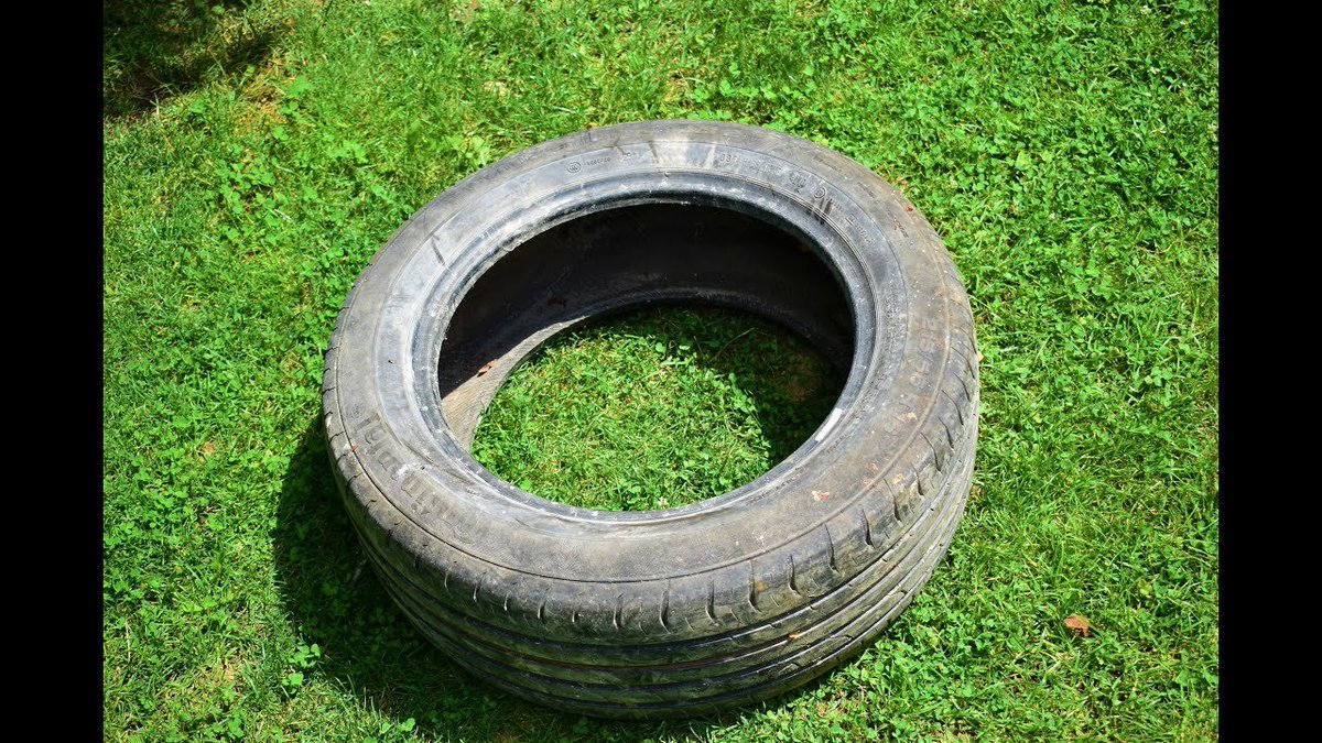 ramkid's tweet image. Most Indian cricket stadiums are basically variations of a car tire on a lawn.