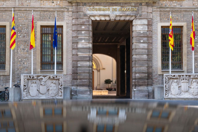 ➡️ El menor que presuntamente causó el incendio en Teruel está tutelado por la Generalidad de Cataluña.

🗣️ El Gobierno de Aragón ya solicitó a Cataluña la devolución del menor, pero la Generalidad se negó al traslado.

❗ El Ejecutivo aragonés también solicitará a Cataluña el