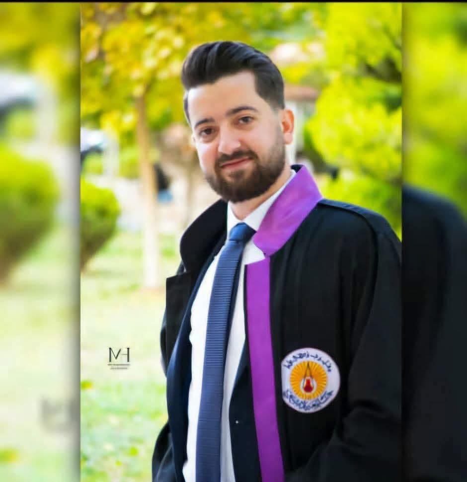 A_for_Vendetta7's tweet image. 🔴 نداء إنساني
تُعلن نقابة أطباء الأسنان – فرع دمشق عن اختفاء الزميل الدكتور حسن الزعبي، طبيب الأسنان واختصاصي طب أسنان الأطفال، وذلك منذ عدة أيام في مدينة السويداء، دون ورود أي معلومات مؤكدة عن مكان تواجده حتى الآن.
نهيب بكل من يمتلك أي معلومات قد تُساعد في معرفة مصيره أو…