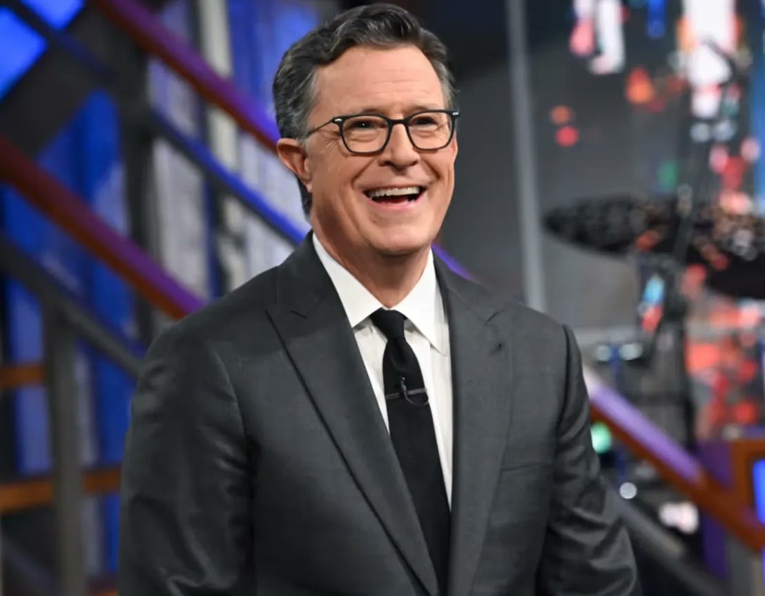 DeanObeidallah's tweet image. We need Democrats in Congress to channel their inner Stephen Colbert in talking the fight to Trump. No more answers approved by a focus group or BS about bipartisanship with Trump. Instead follow Colbert's lead and "punch Trump in the face." My new article deanobeidallah.substack.com/p/in-a-world-o…