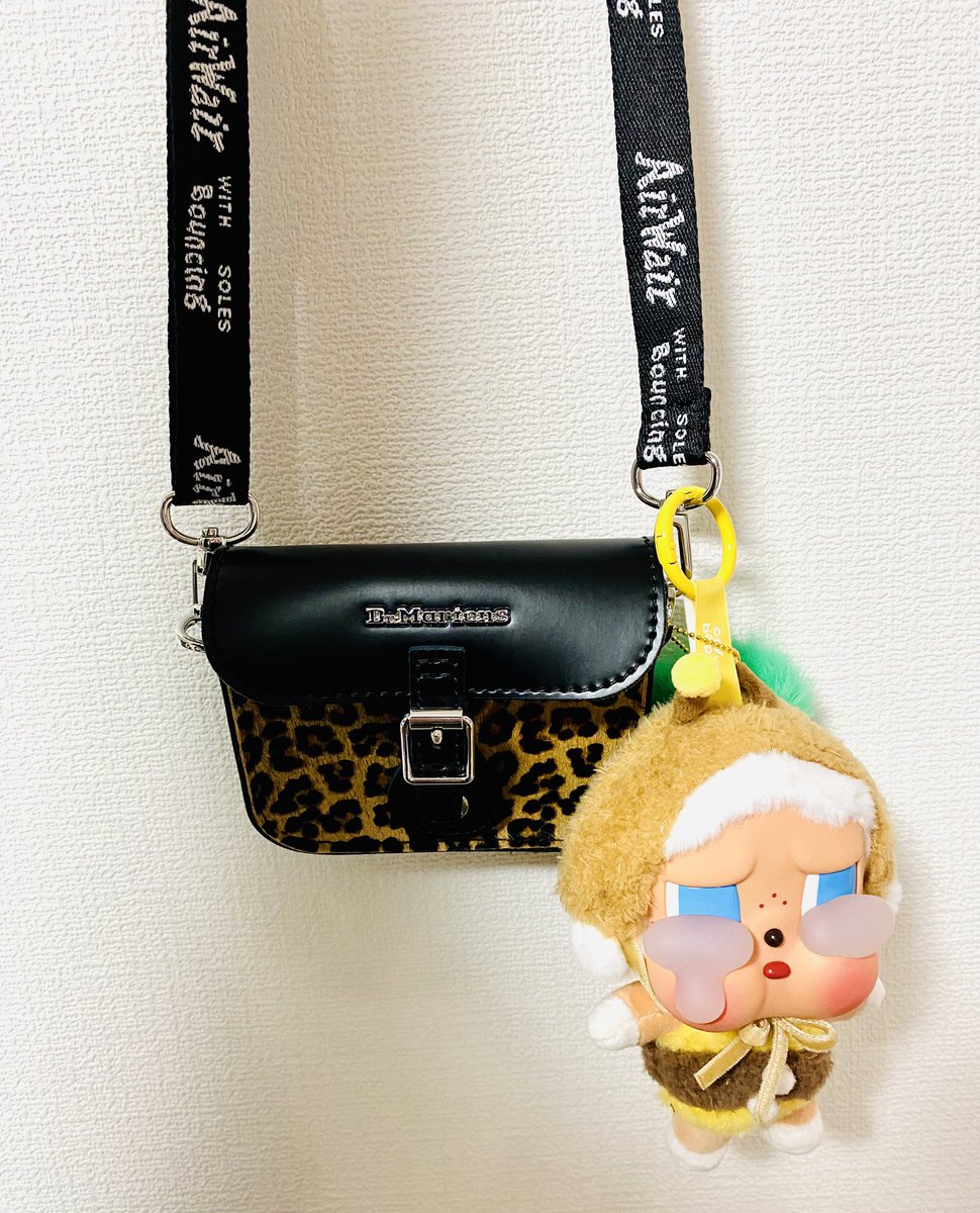 8blackfrog8's tweet image. ちょっと前に電車で降車駅を尋ねてきはった海外の人とLINE交換すると言う謎イベントがあって、僕は明日からタイに行く。タイはポップマートが人気なんだ的な事言うてはって、今日ポップマート買った画像送ってきてくれたから、自分もこの子もらったよて画像送れた笑
くれた人に感謝や🙏