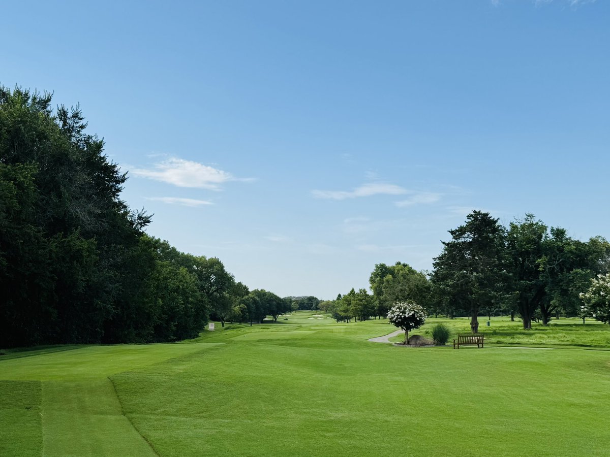 elwood_cody's tweet image. Pics from some of the championship tee boxes at #TheJimmie.

Big Boy Tees!