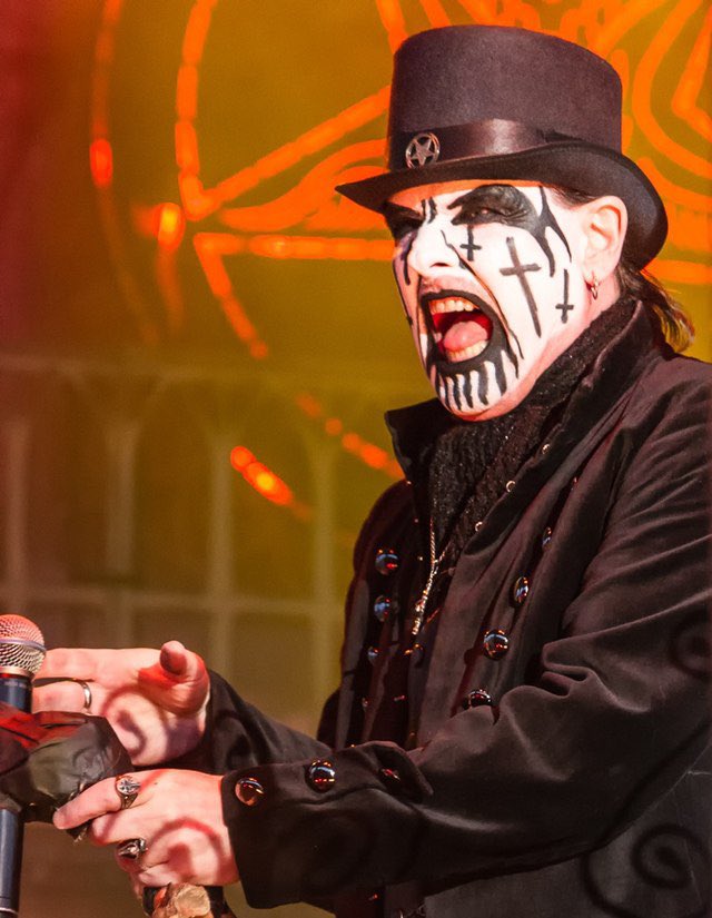 n_bbneverbroke's tweet image. R.I.POWER OZZY 🙏